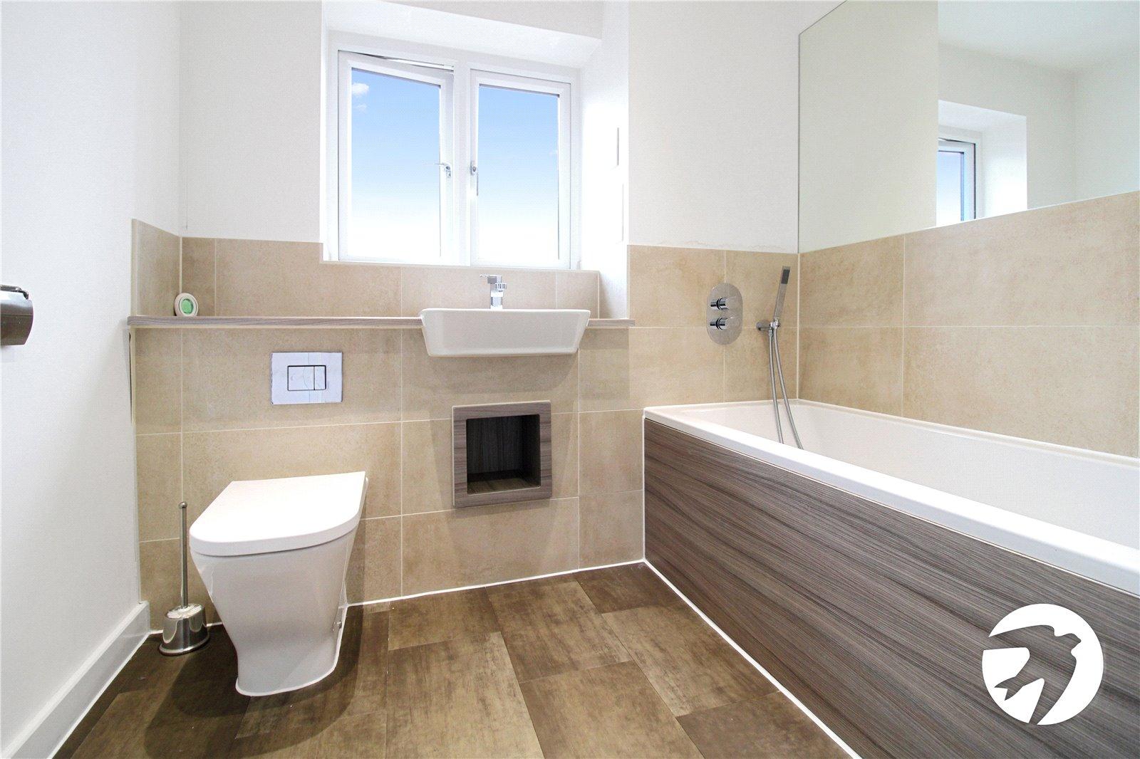 2 bedroom property to rent in Northfleet | Robinson Michael & Jackson