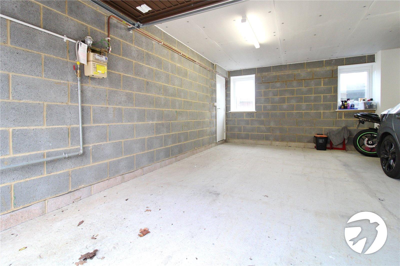 2 bedroom property to rent in Northfleet | Robinson Michael & Jackson