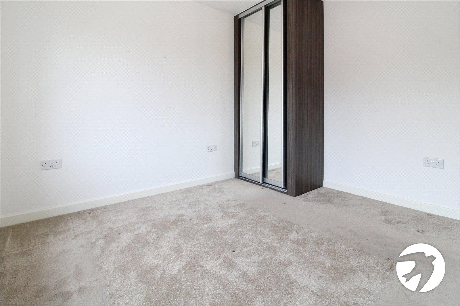 2 bedroom property to rent in Northfleet | Robinson Michael & Jackson