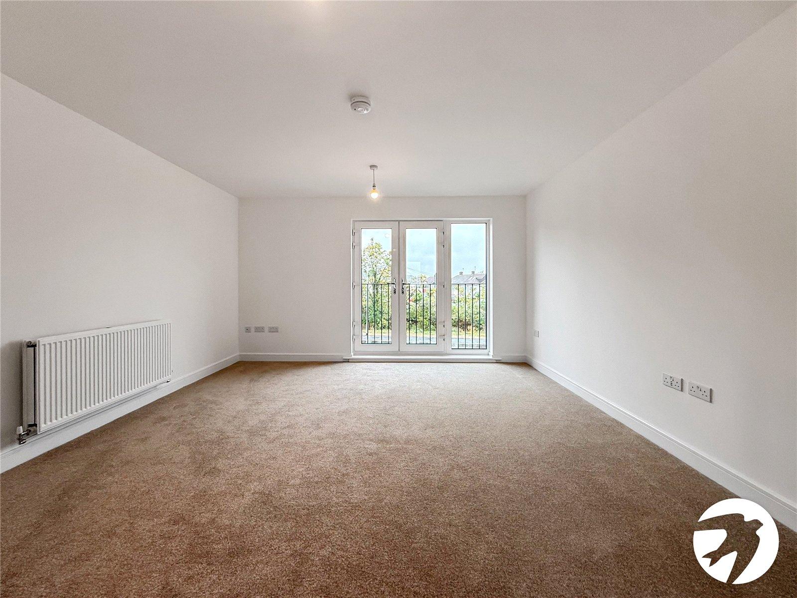 2 bedroom property to rent in Greenhithe | Robinson Michael & Jackson