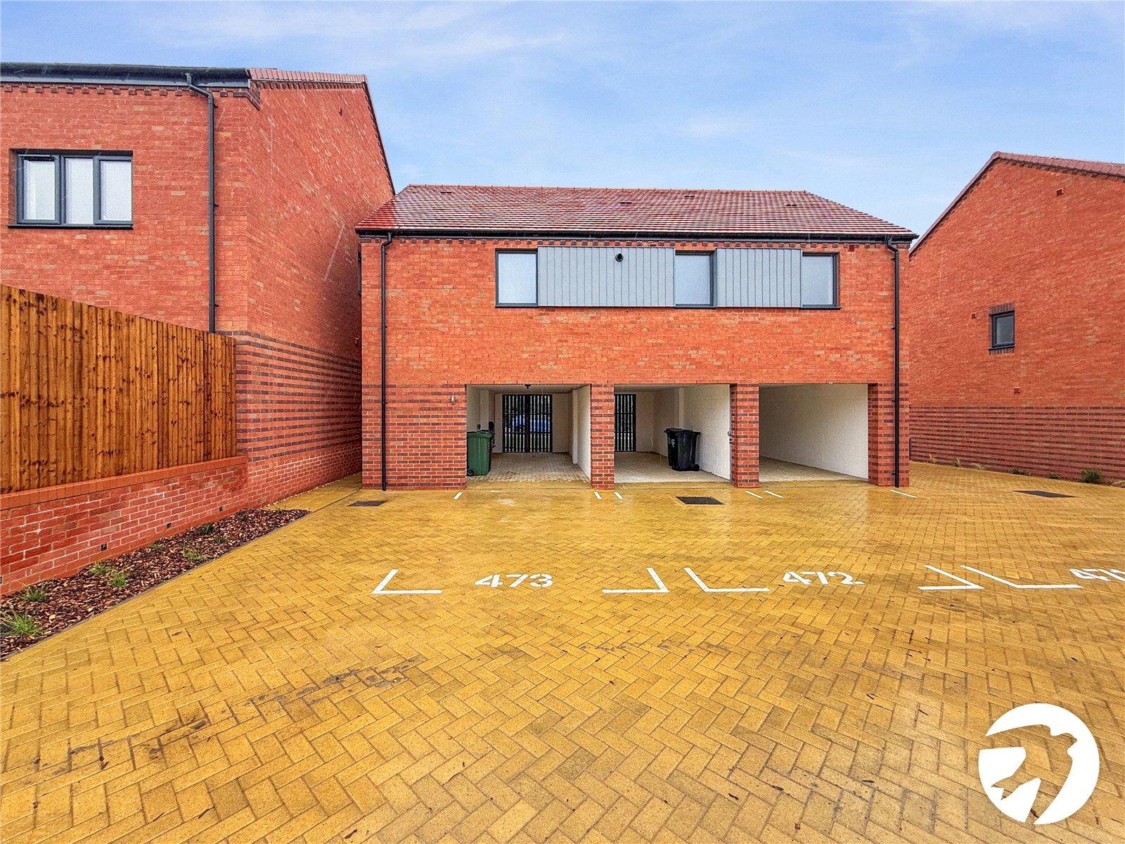2 bedroom property to rent in Greenhithe | Robinson Michael & Jackson