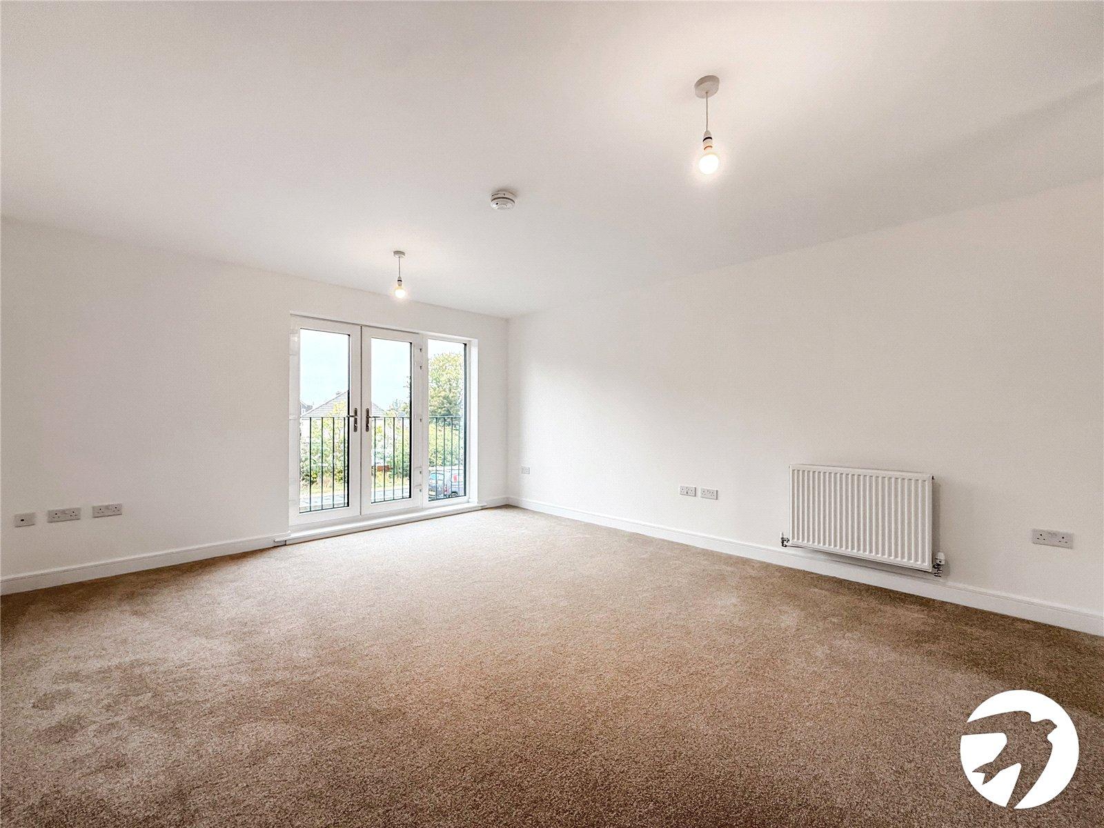 2 bedroom property to rent in Greenhithe | Robinson Michael & Jackson