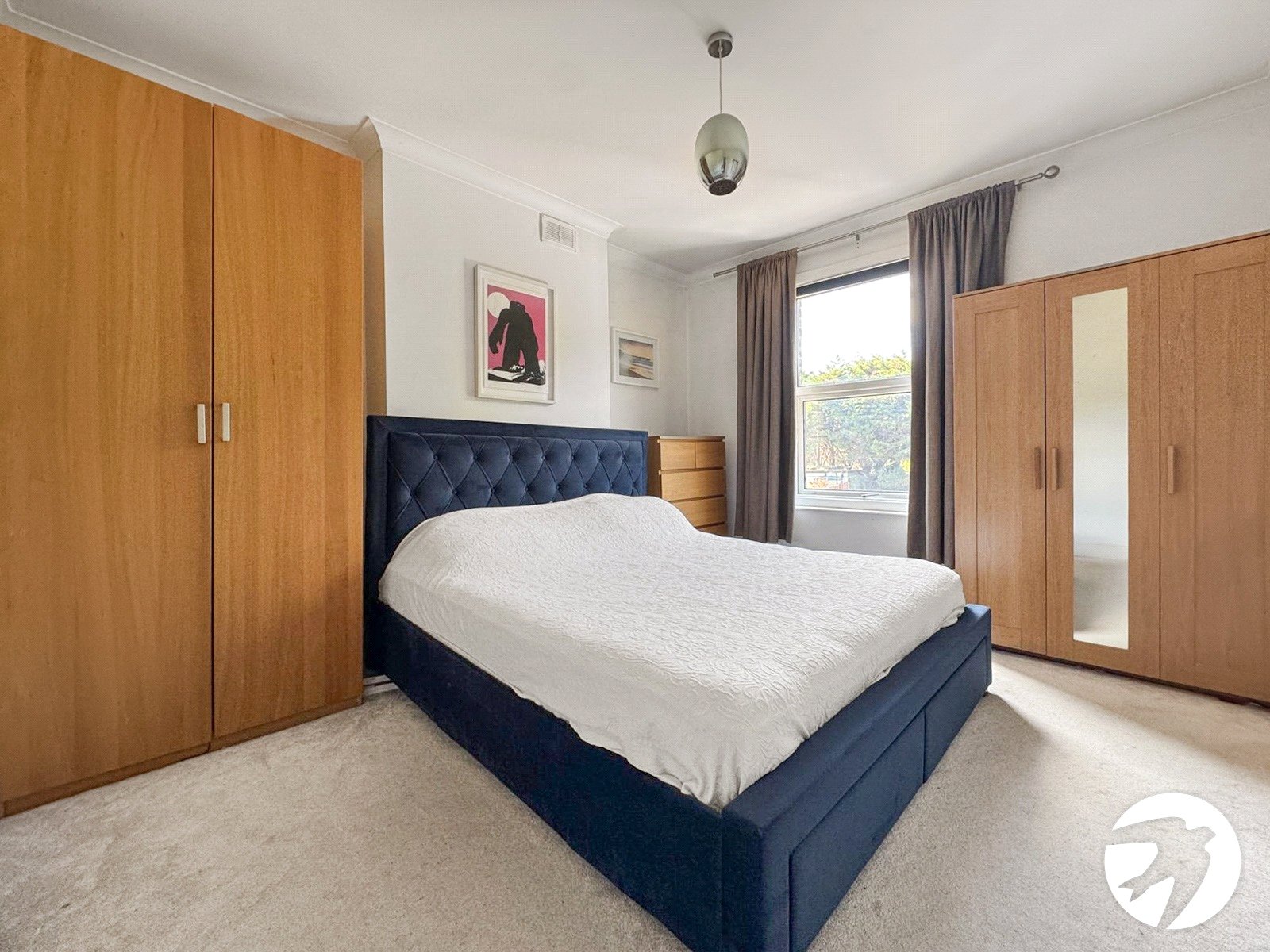3 bedroom house to rent in London | Robinson Jackson