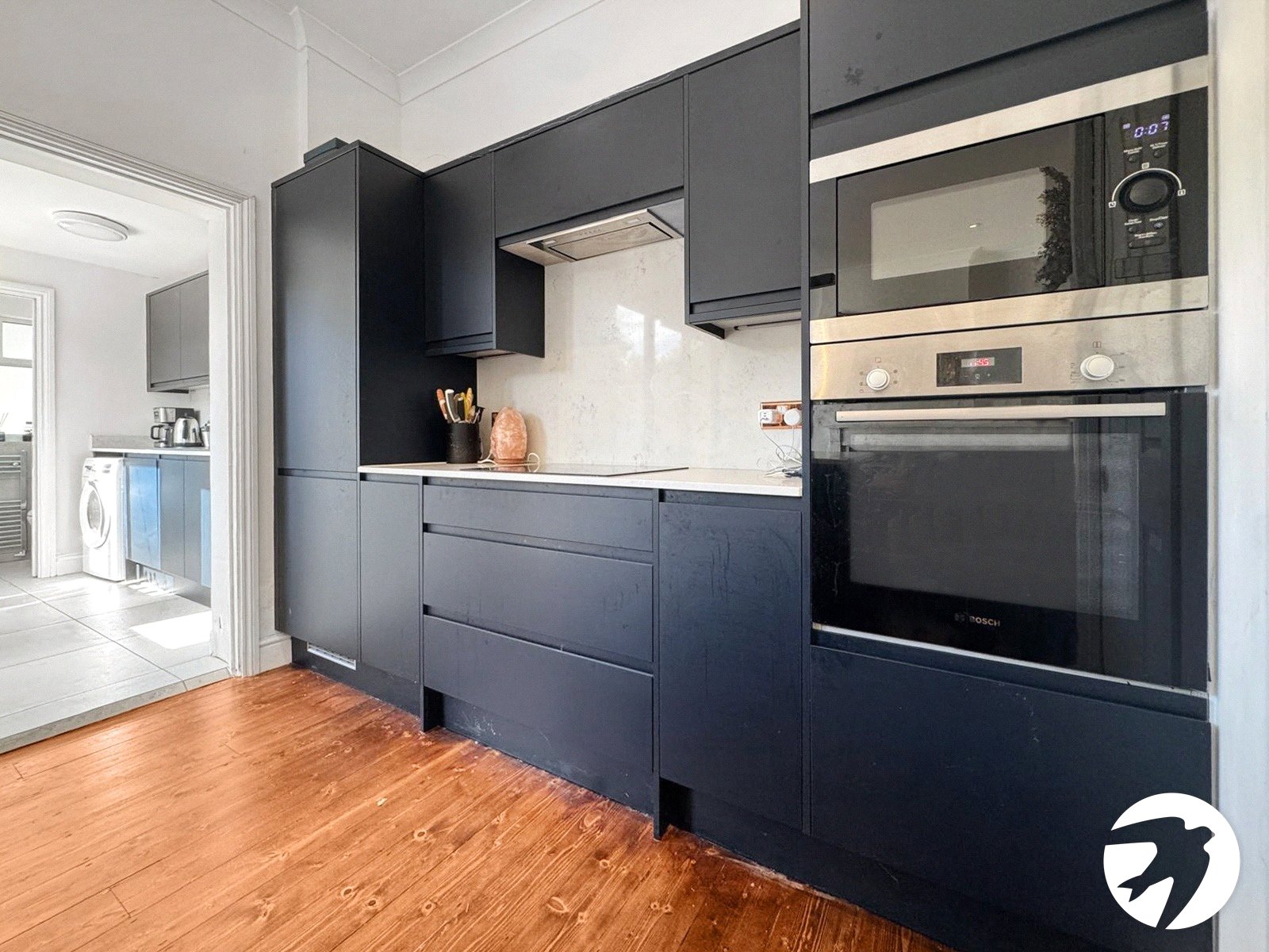 3 bedroom house to rent in London | Robinson Jackson