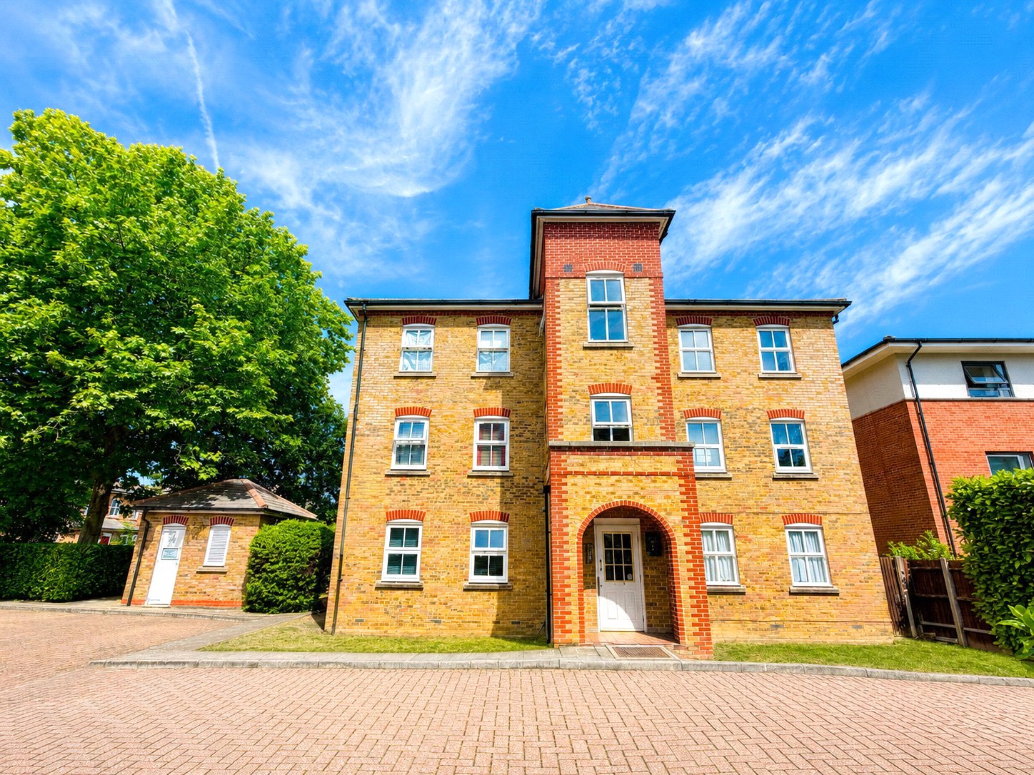 2 bedroom property to rent in Hither Green | Robinson Jackson