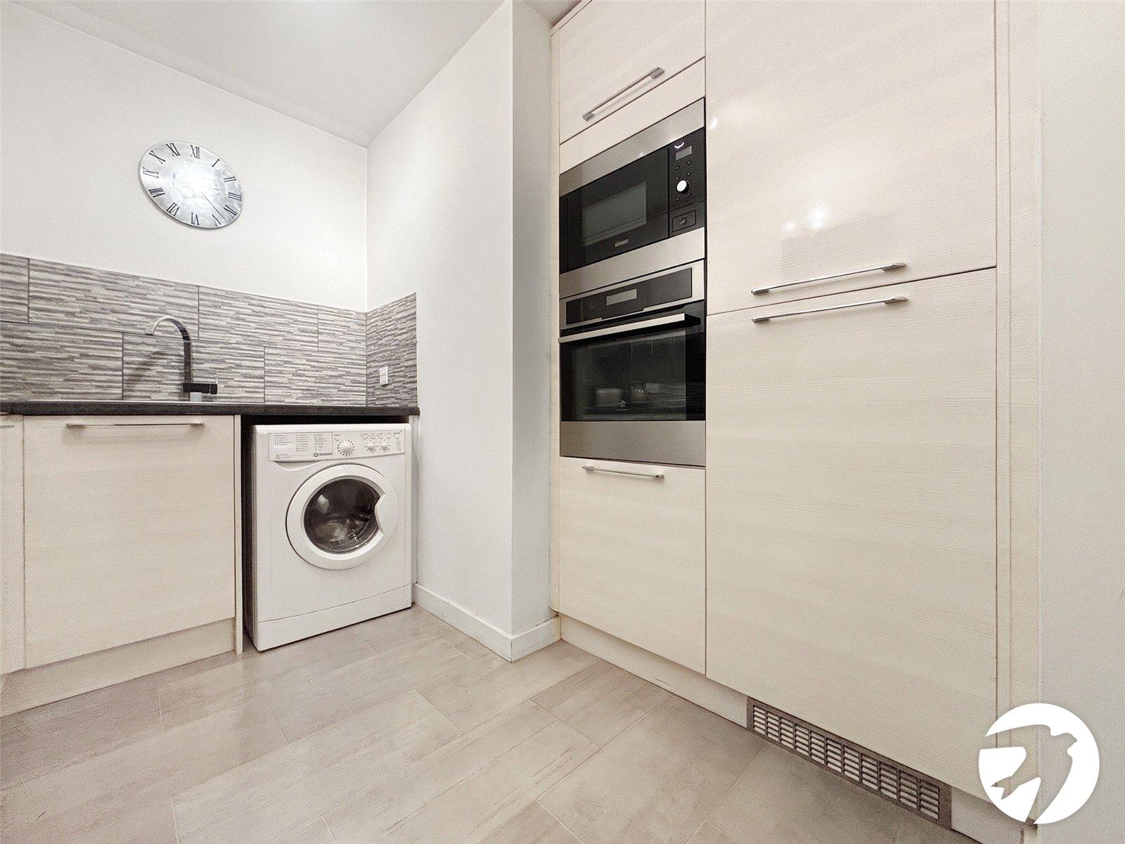 1 bedroom property to rent in Deals Gateway | Robinson Jackson
