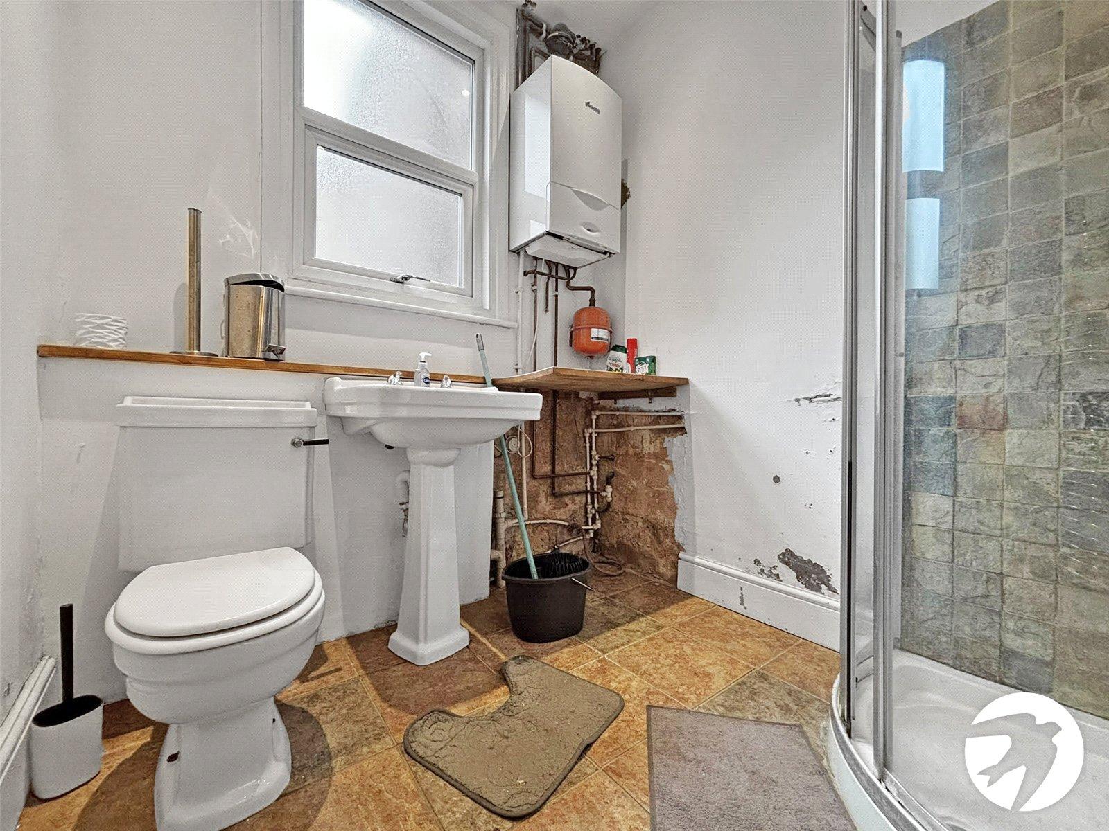 4 bedroom house to rent in London | Robinson Jackson