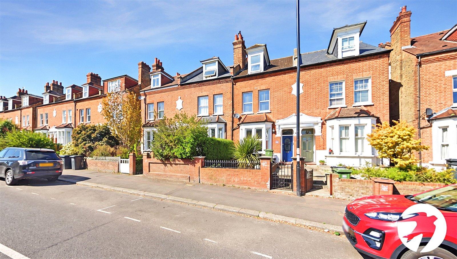 4 bedroom house to rent in London | Robinson Jackson