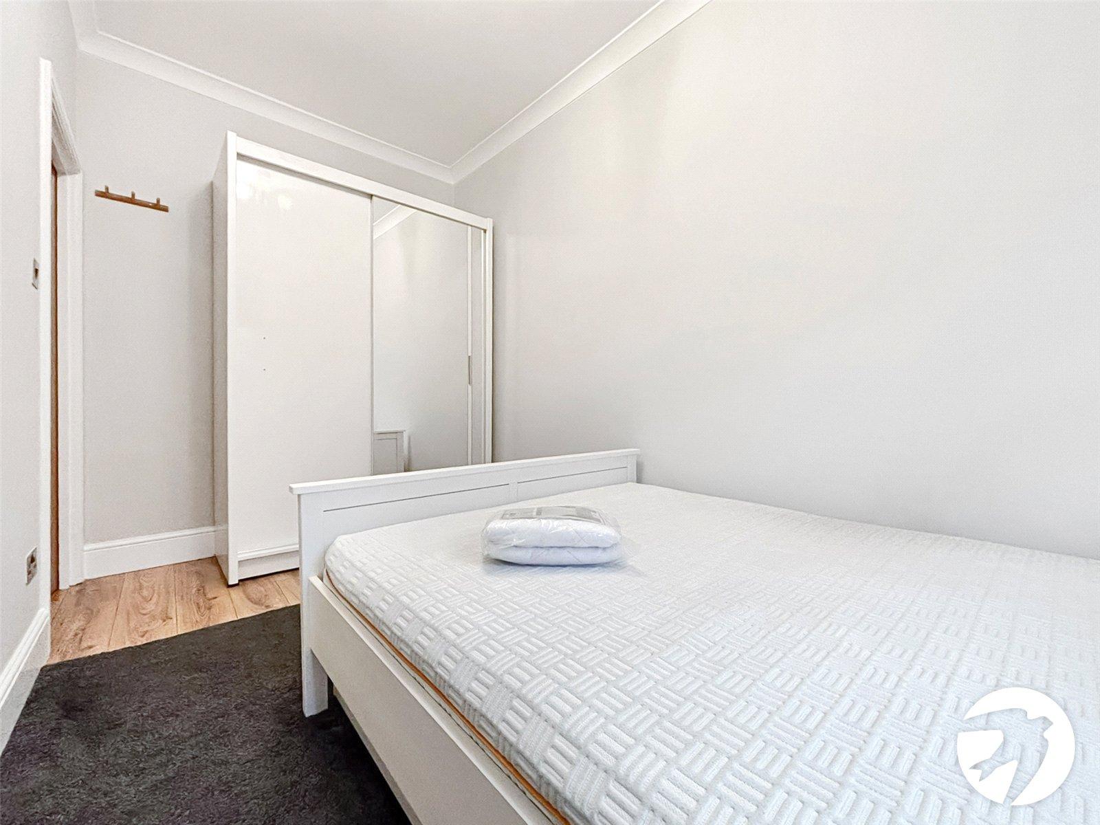 1 bedroom property to rent in Lewisham | Robinson Jackson