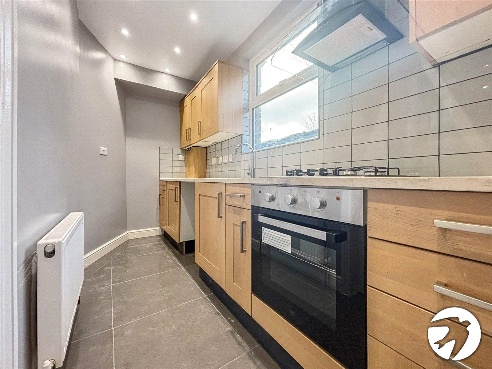 2 bedroom property to rent in London | Robinson Jackson