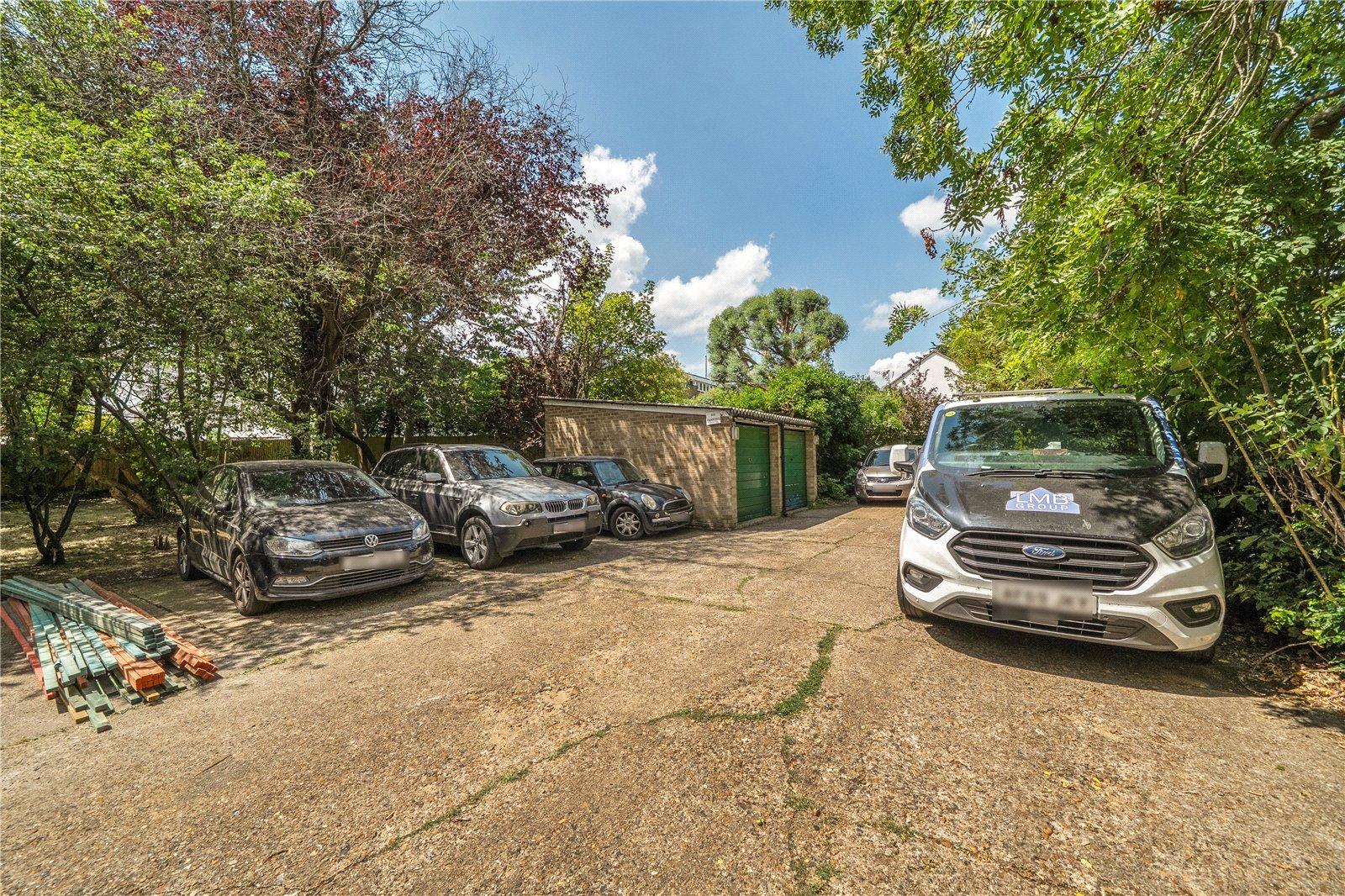 1 bedroom property to rent in Sydenham | Robinson Jackson