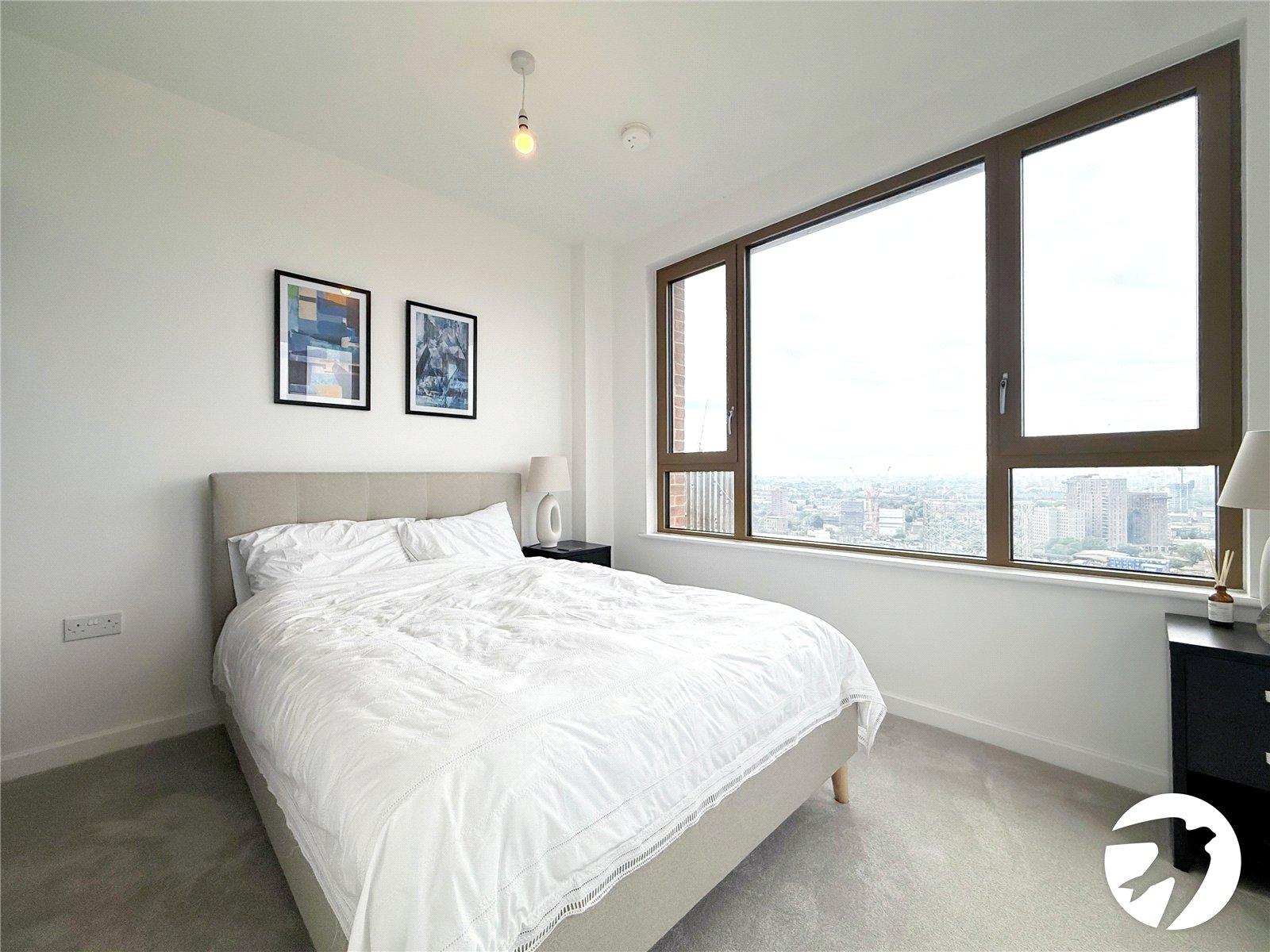 2 bedroom property to rent in London | Robinson Jackson