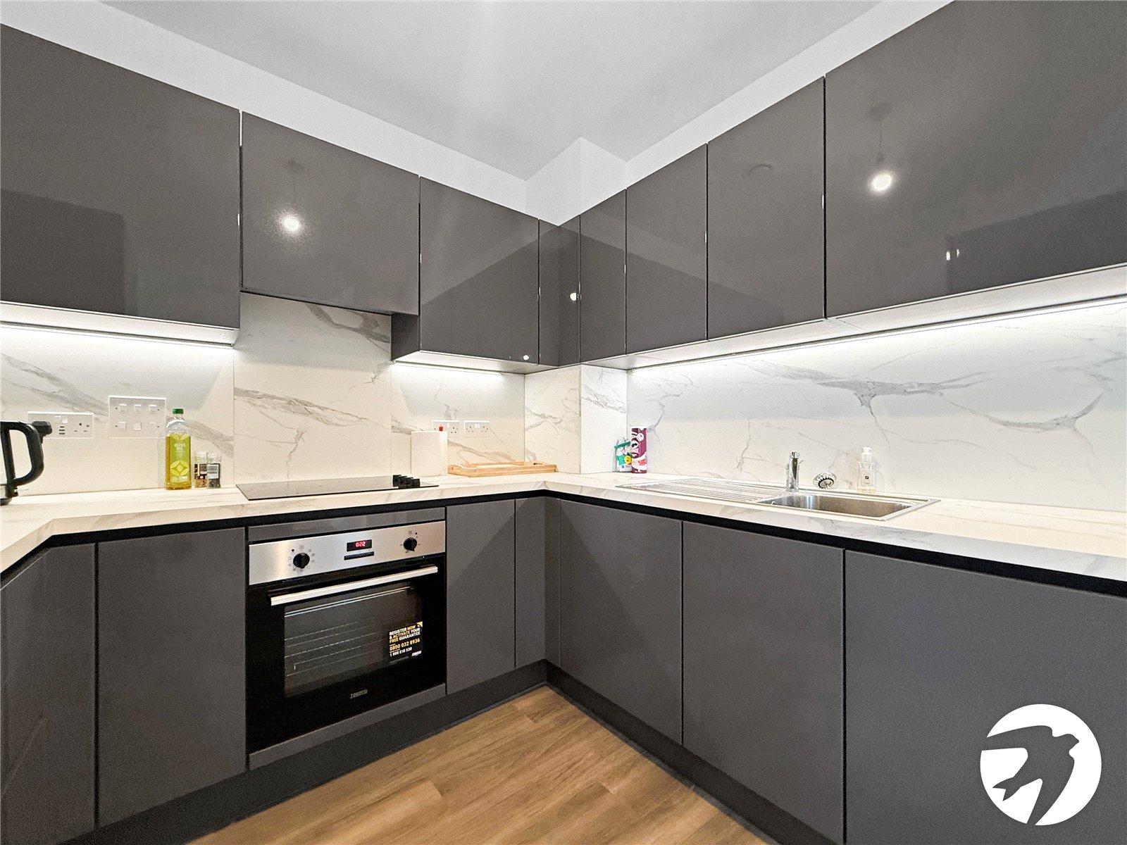 2 bedroom property to rent in London | Robinson Jackson