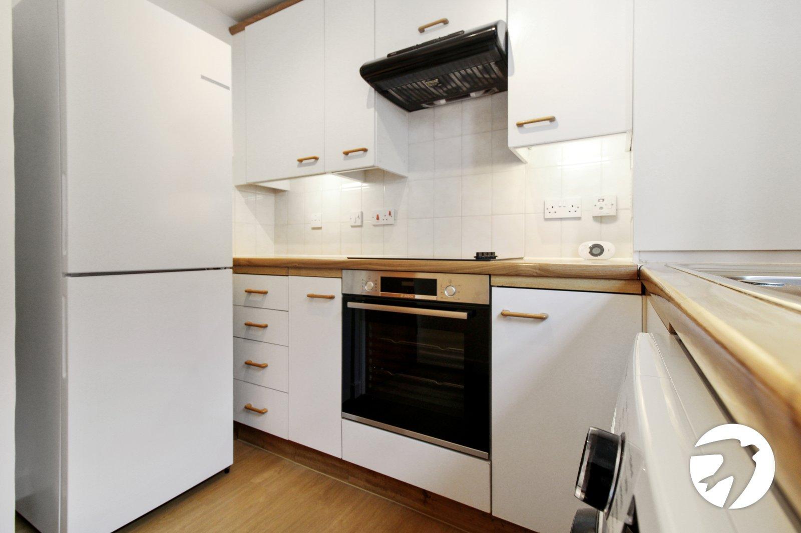 2 bedroom property to rent in London | Robinson Jackson