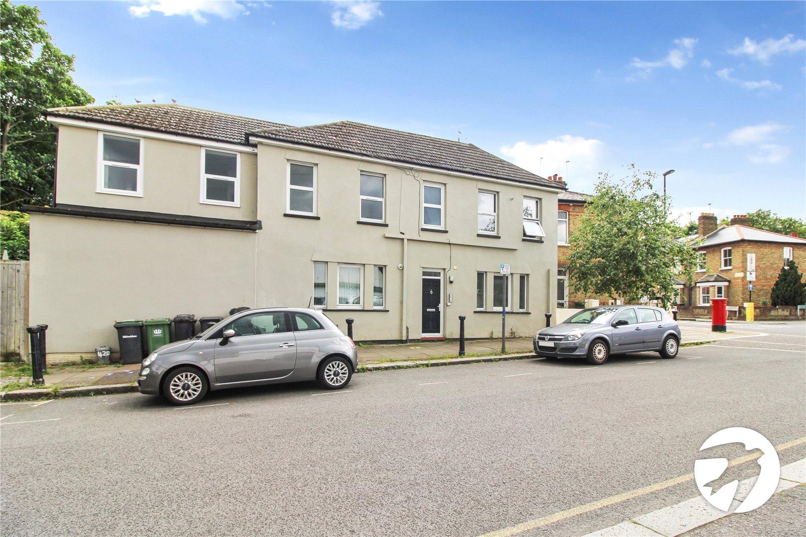 2 bedroom property to rent in Lewisham | Robinson Jackson