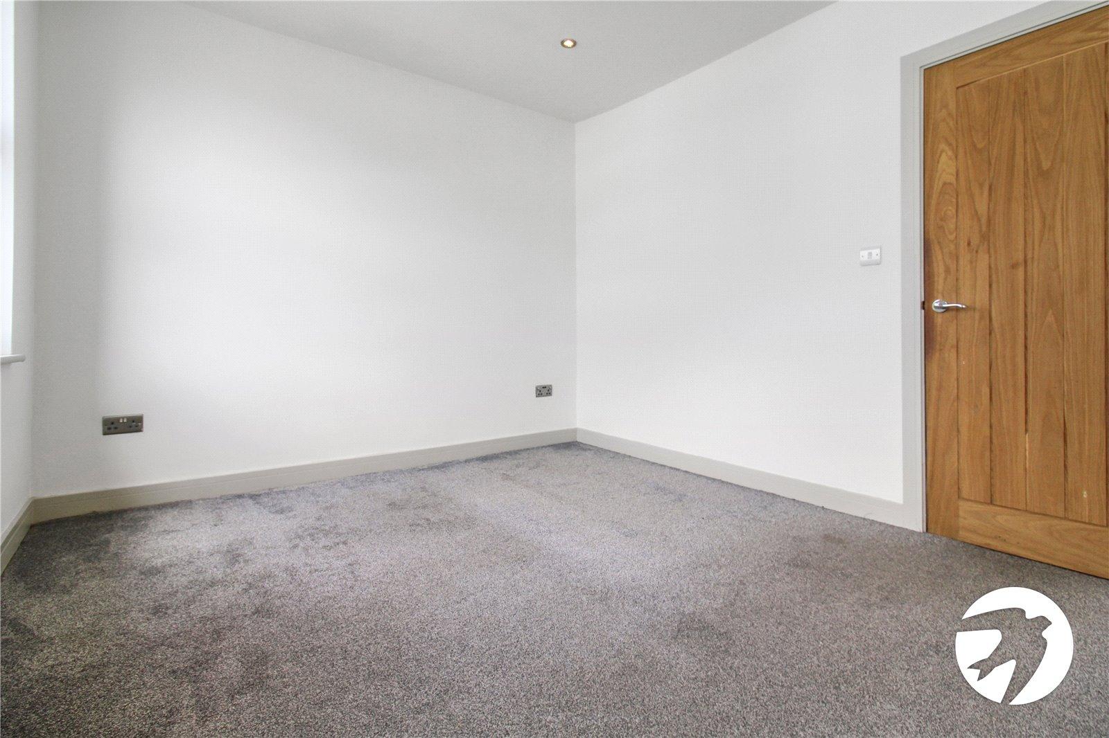 2 bedroom property to rent in Lewisham | Robinson Jackson