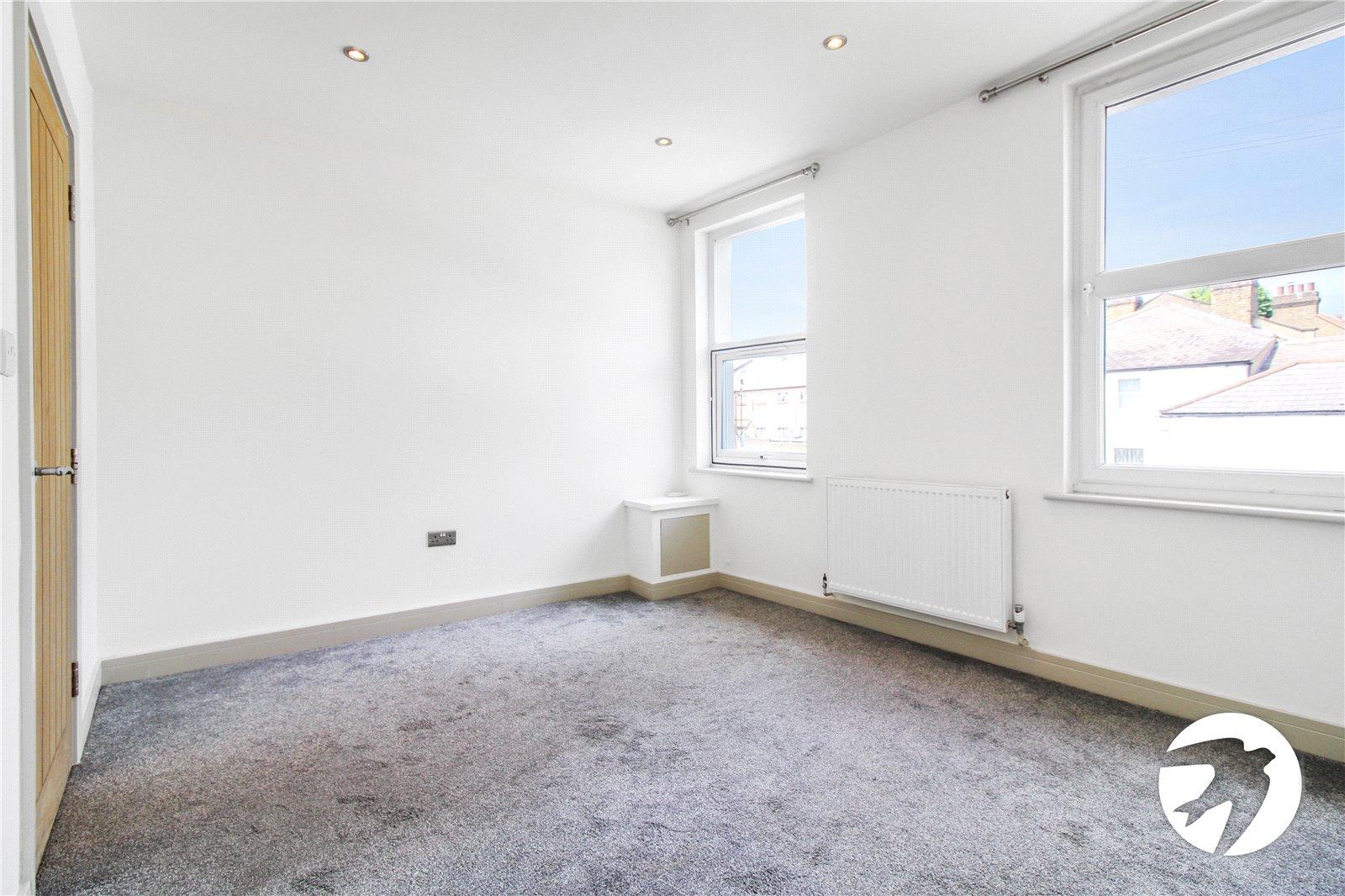 2 bedroom property to rent in Lewisham | Robinson Jackson