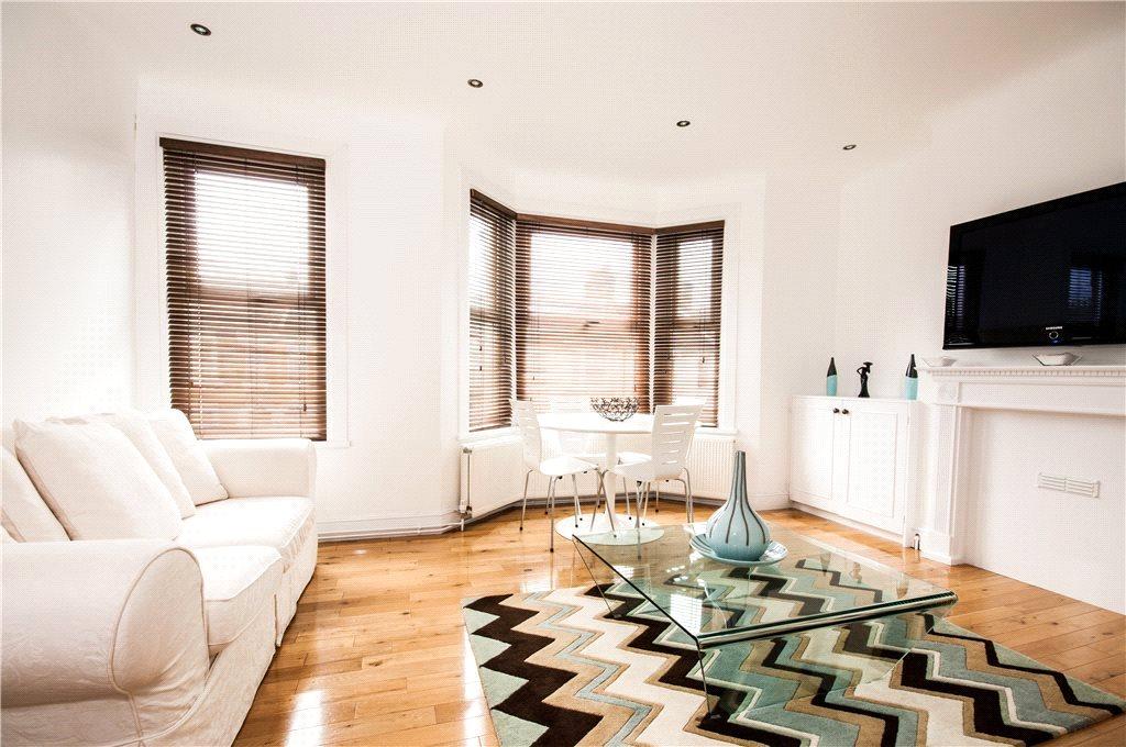 2 bedroom property to rent in Catford | Robinson Jackson