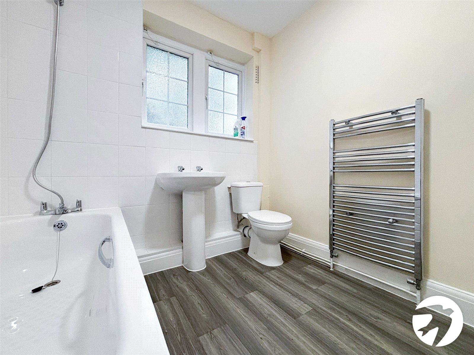 4 bedroom house to rent in  | Robinson Jackson