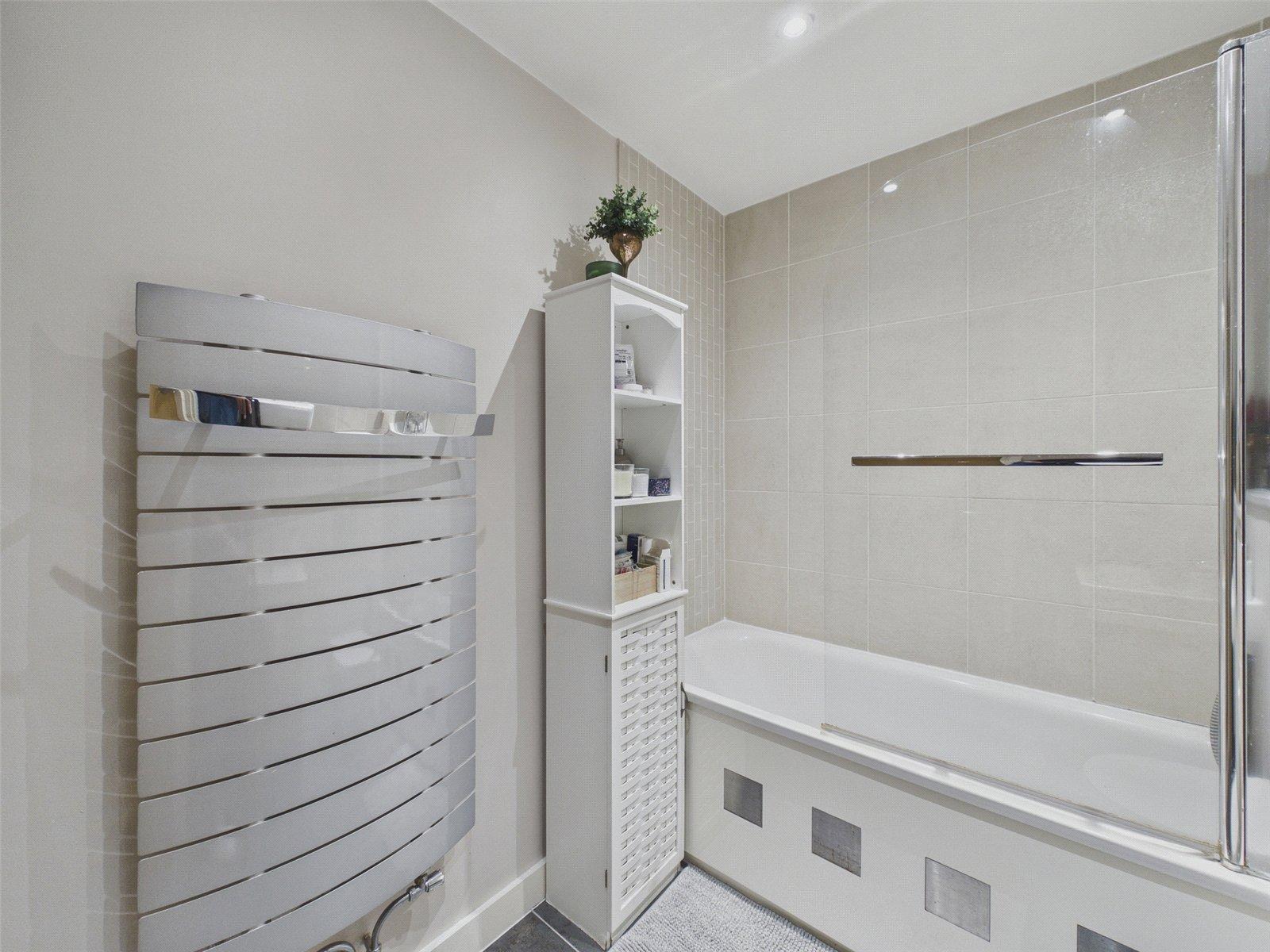 1 bedroom property for sale in London | Robinson Jackson
