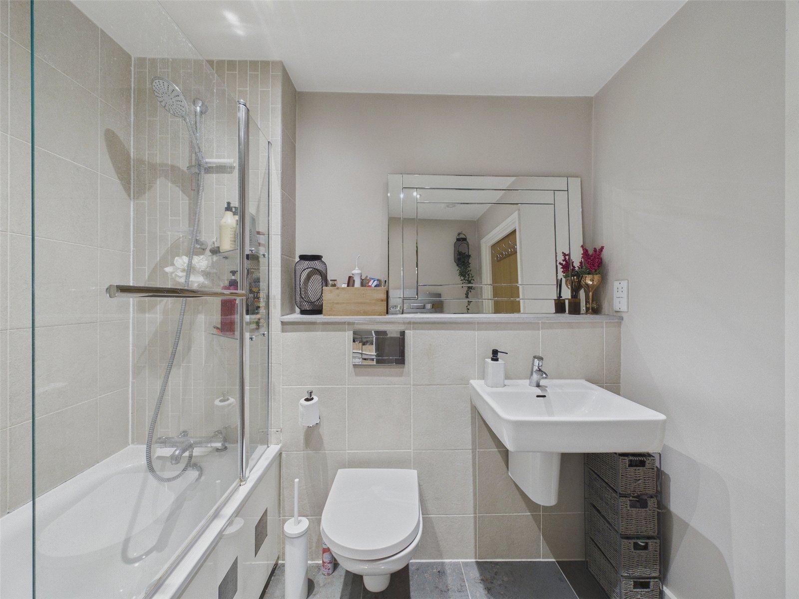 1 bedroom property for sale in London | Robinson Jackson