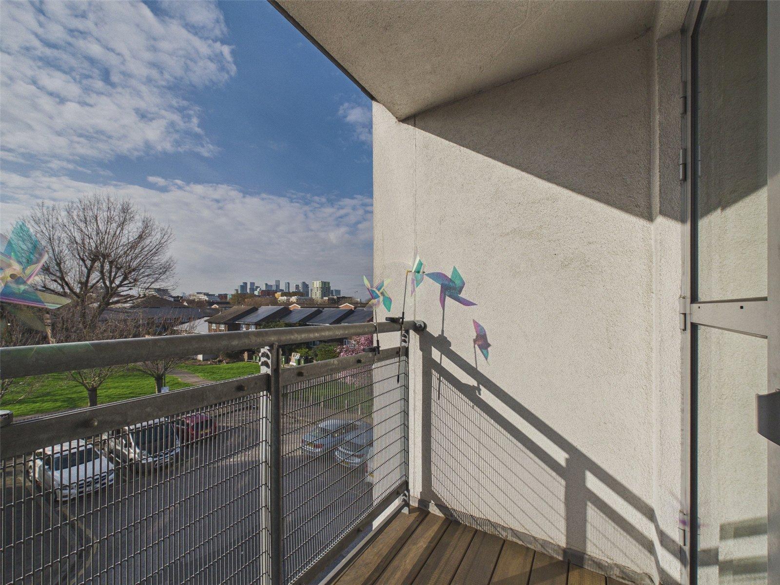 1 bedroom property for sale in London | Robinson Jackson