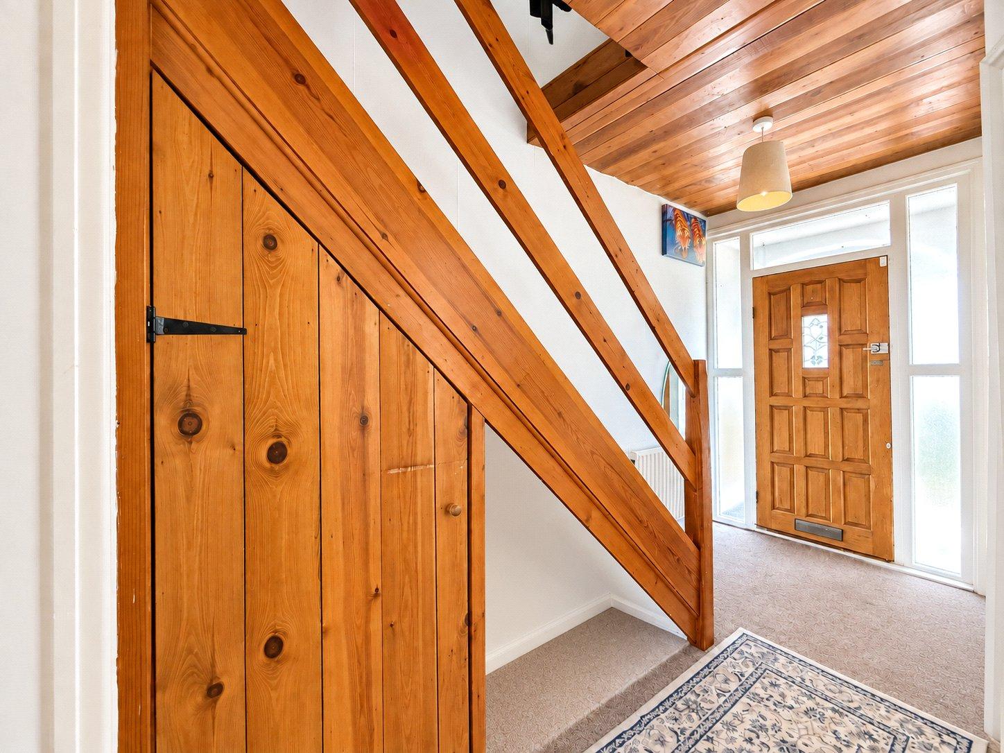 3 bedroom house for sale in London | Robinson Jackson