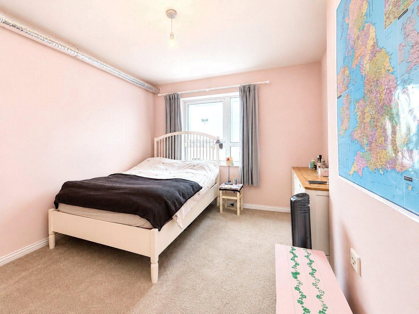 1 bedroom property for sale in London | Robinson Jackson