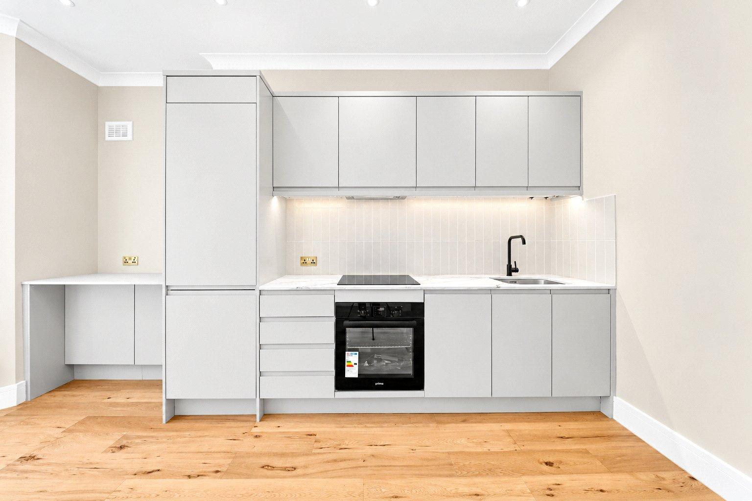 2 bedroom property for sale in London | Robinson Jackson
