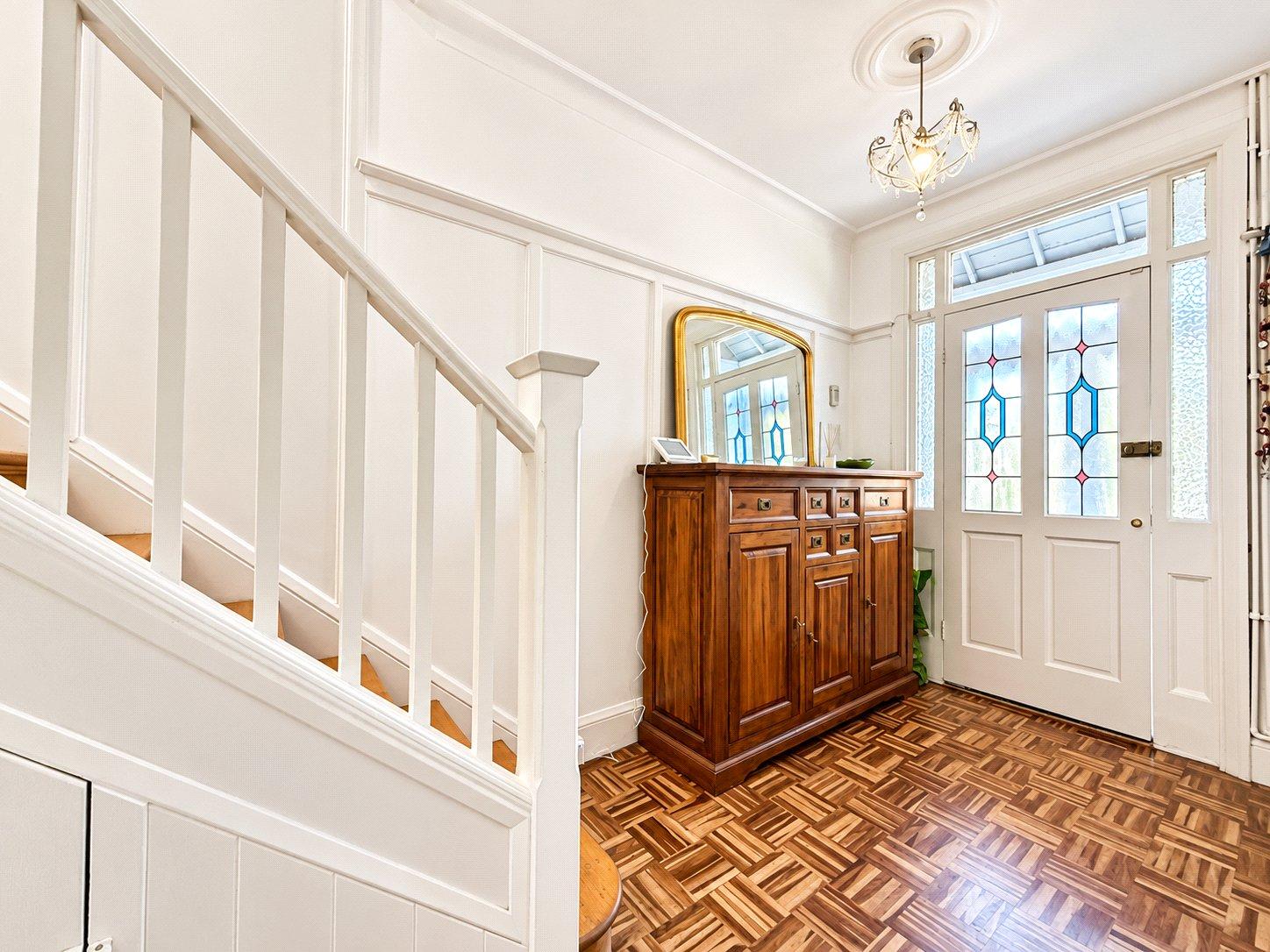 3 bedroom house for sale in London | Robinson Jackson