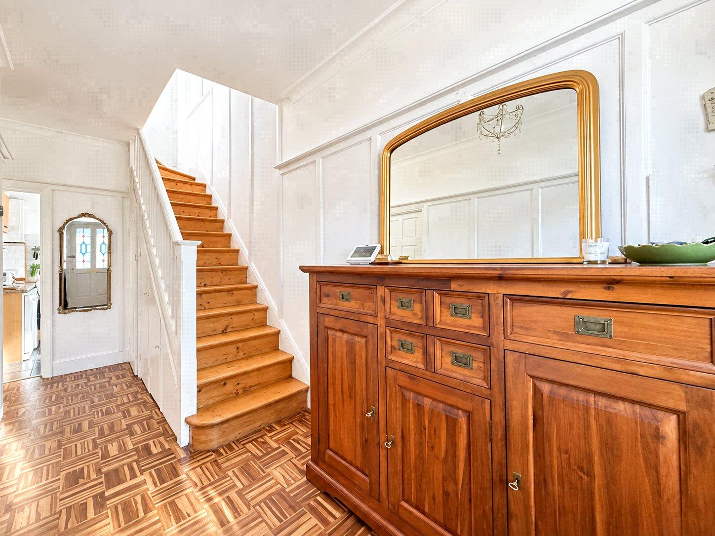 3 bedroom house for sale in London | Robinson Jackson