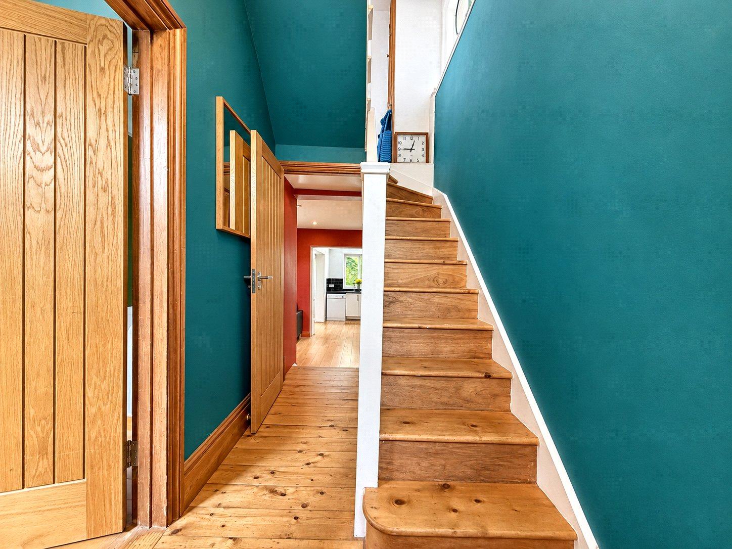 3 bedroom house for sale in London | Robinson Jackson