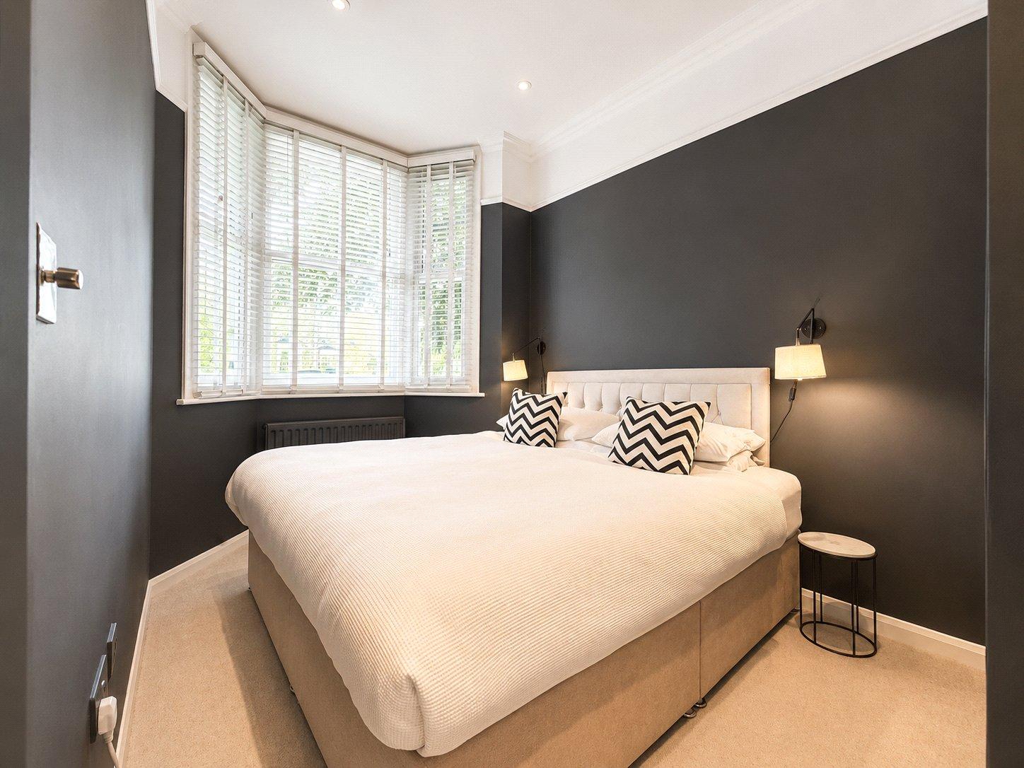 2 bedroom property for sale in London | Robinson Jackson