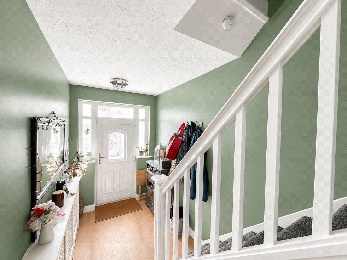 3 bedroom house for sale in London | Robinson Jackson