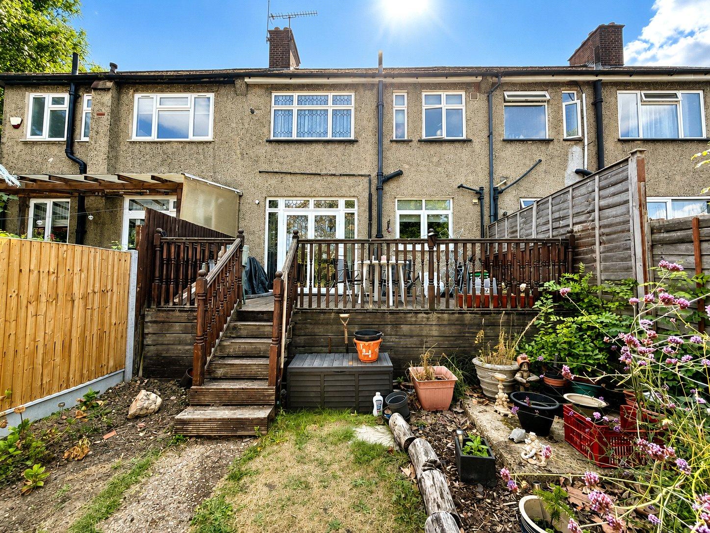 3 bedroom house for sale in London | Robinson Jackson