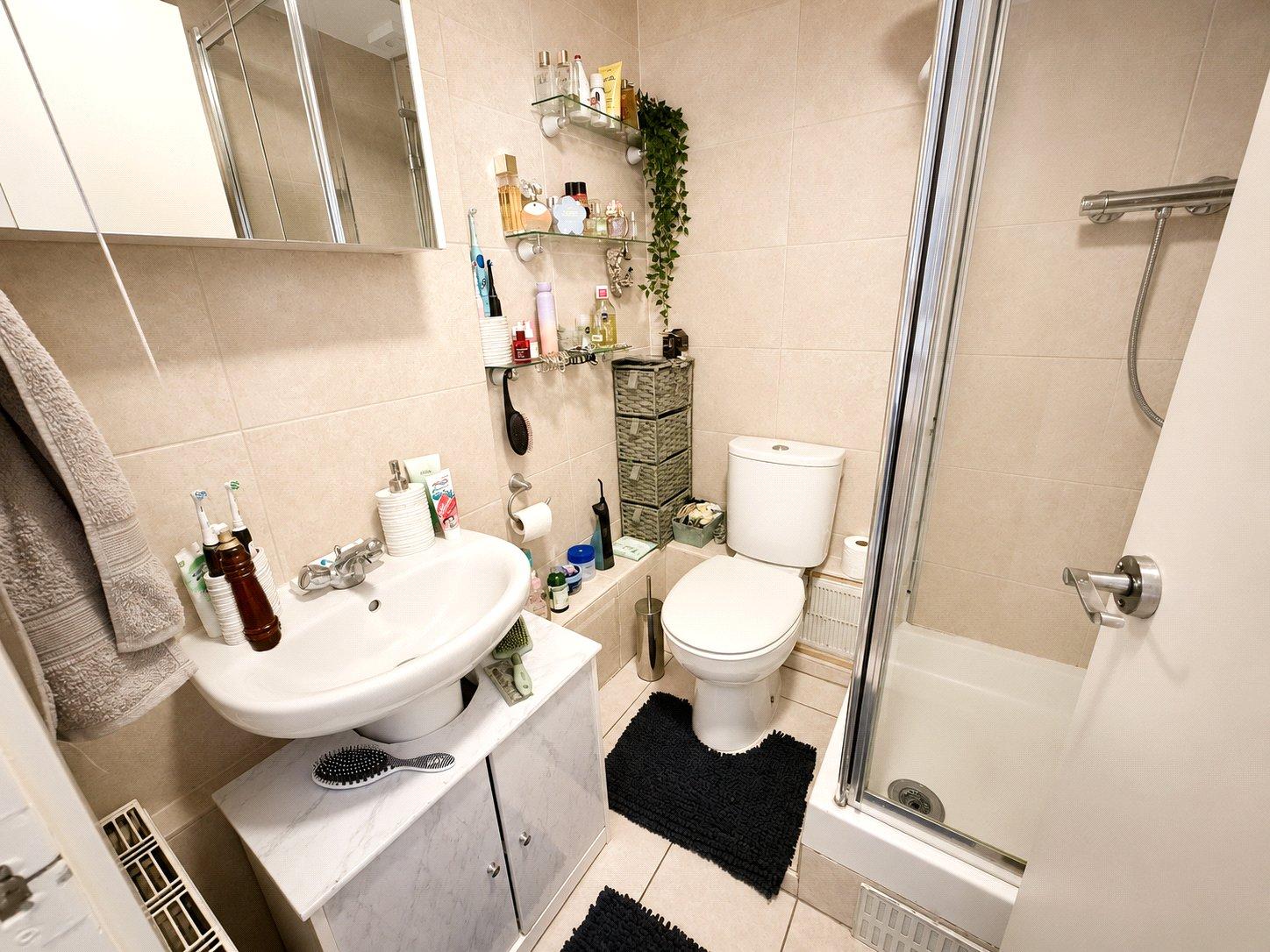 1 bedroom property for sale in London | Robinson Jackson