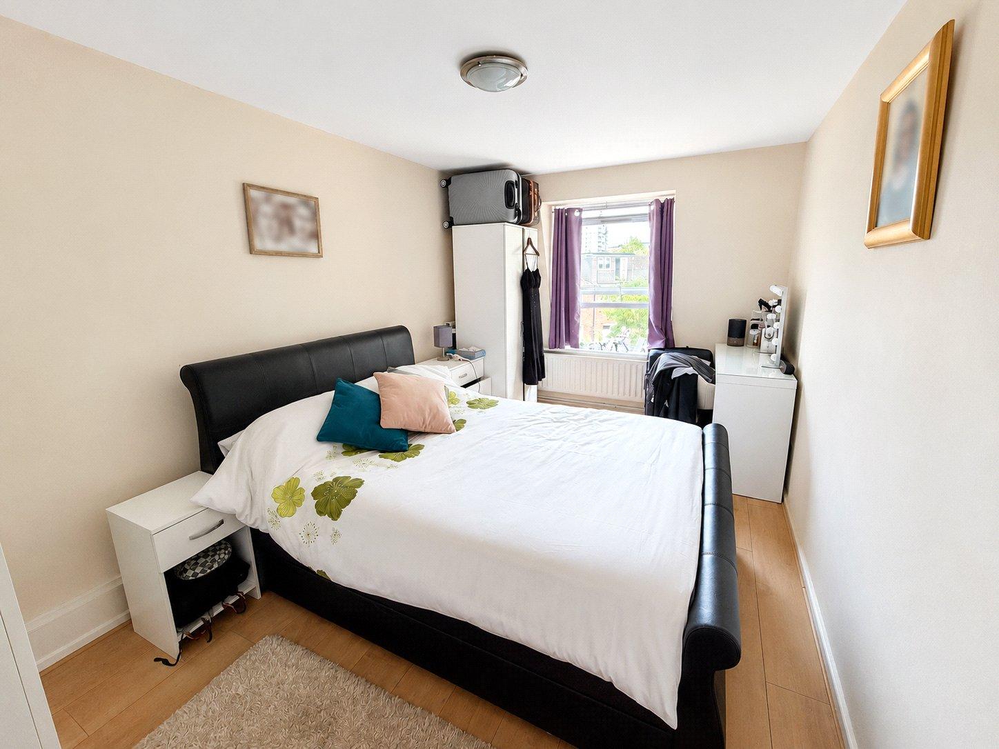 1 bedroom property for sale in London | Robinson Jackson