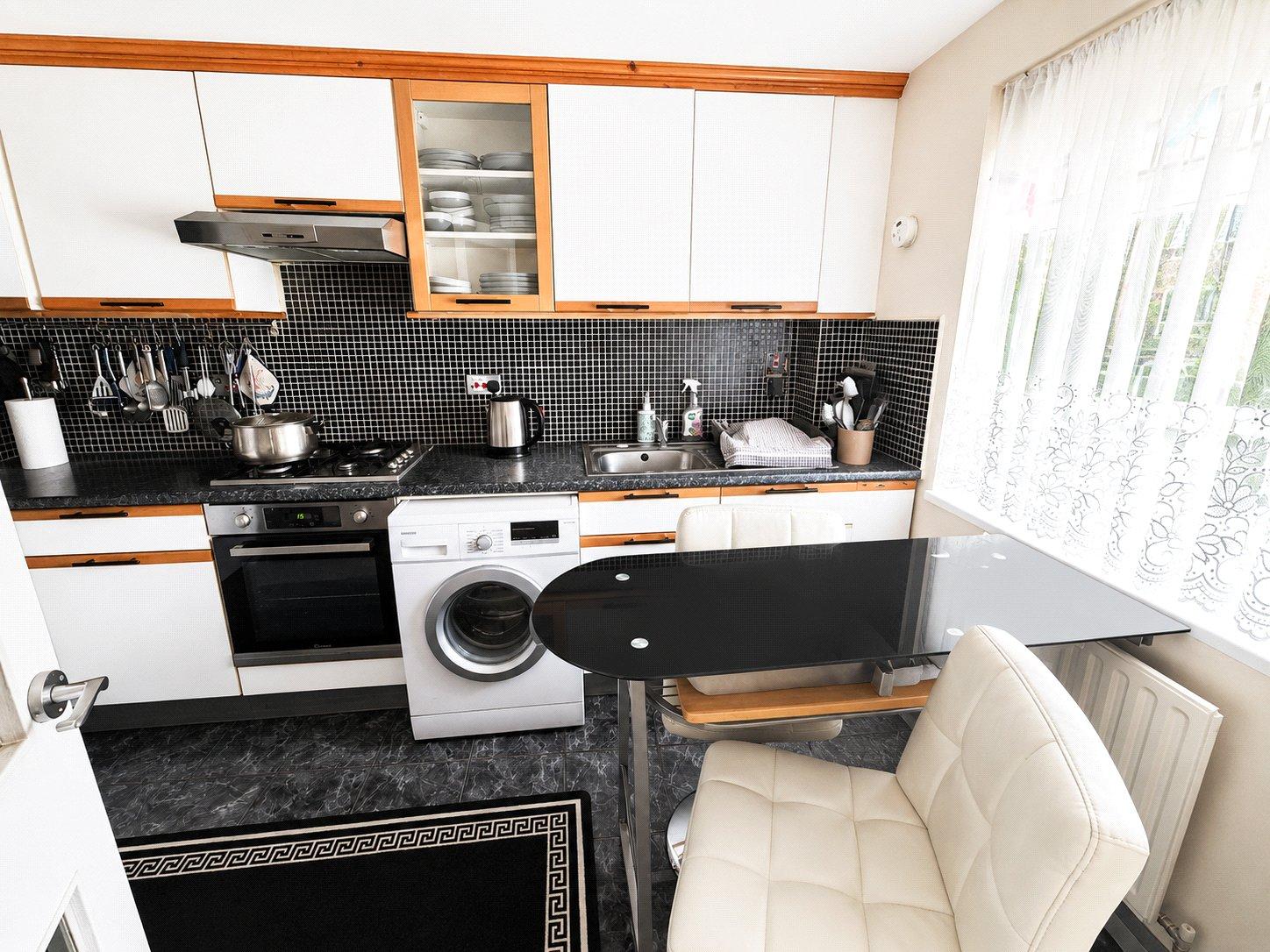1 bedroom property for sale in London | Robinson Jackson