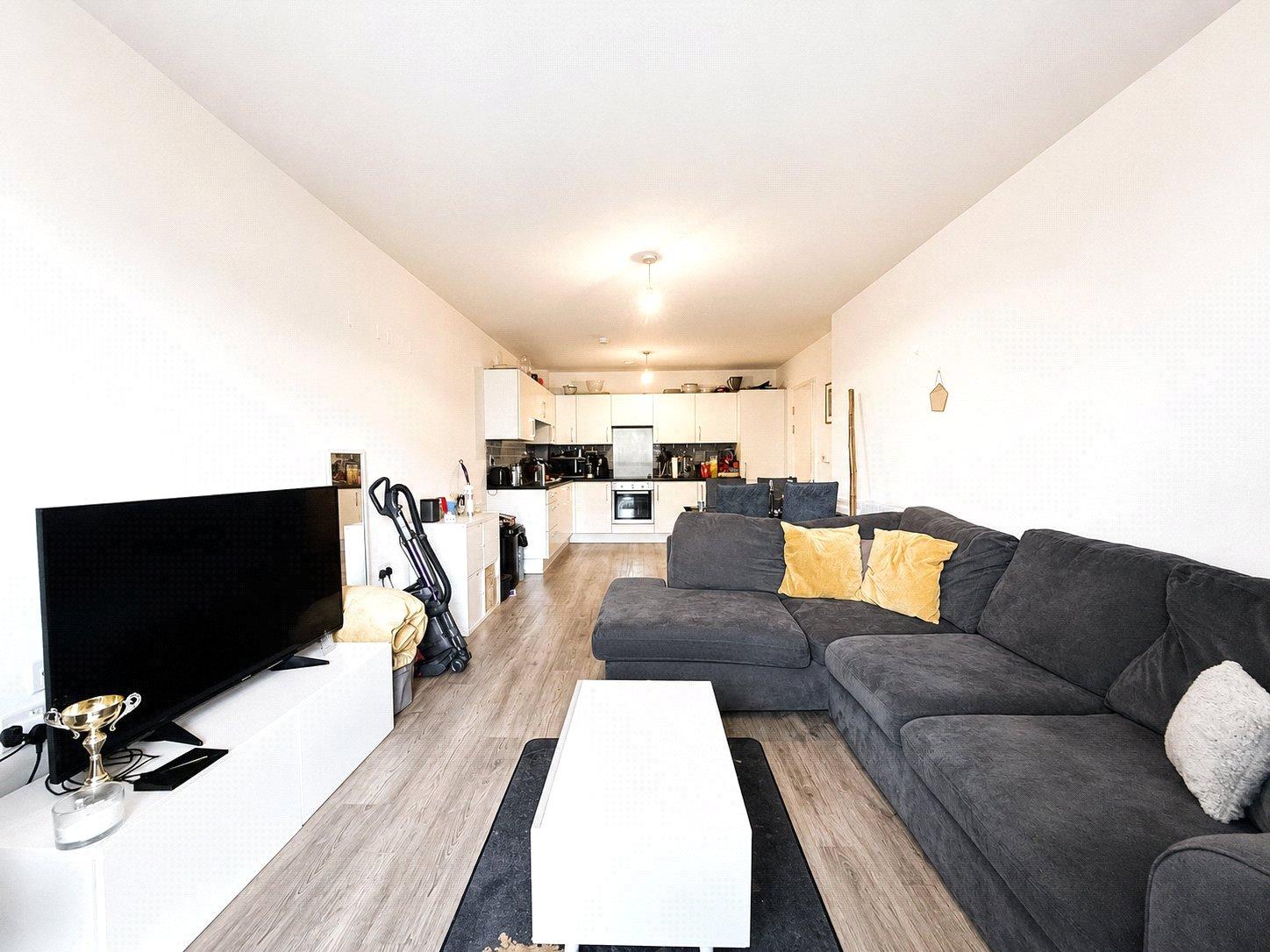 2 bedroom property for sale in London | Robinson Jackson