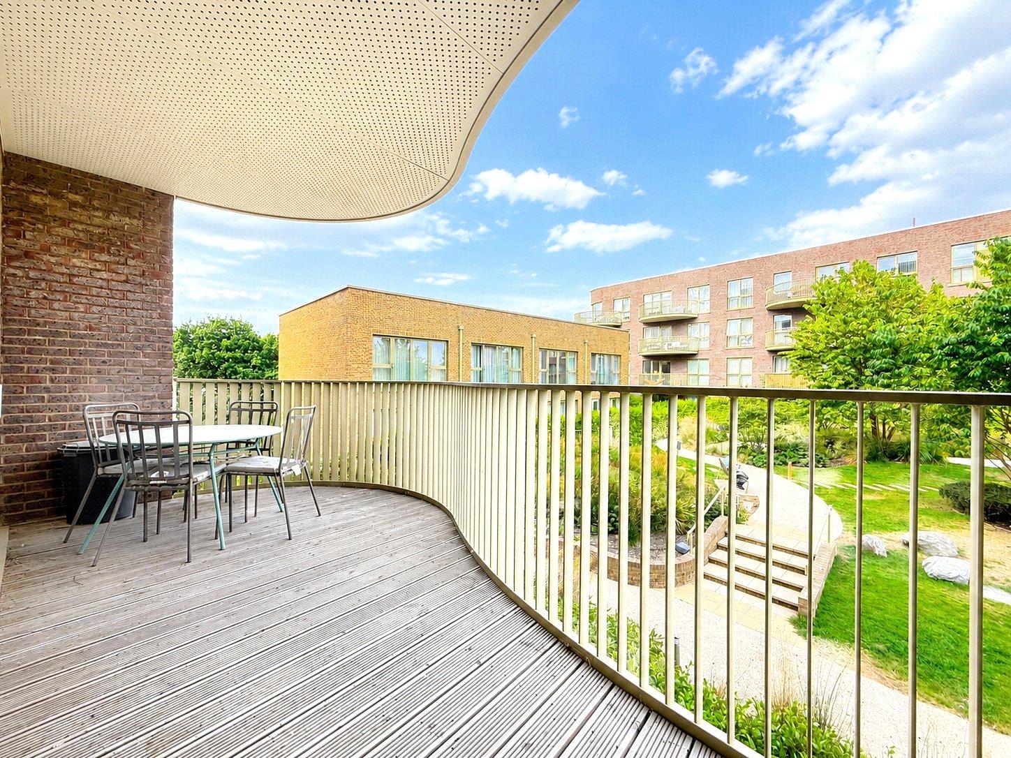 2 bedroom property for sale in London | Robinson Jackson