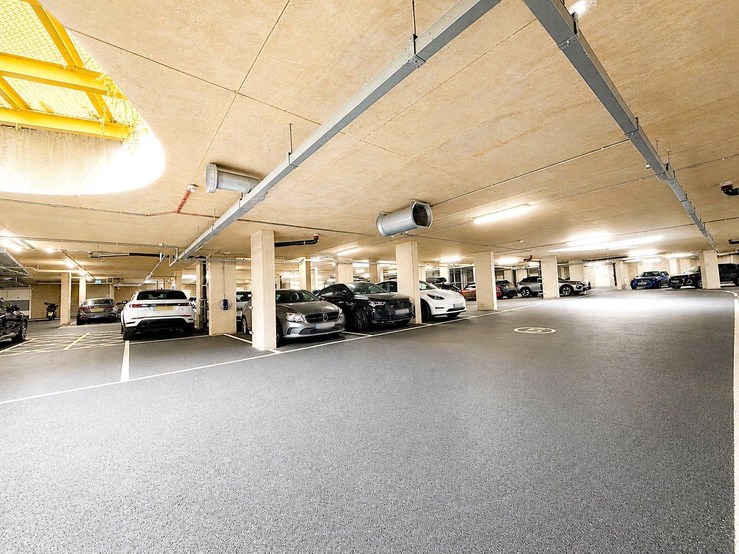 2 bedroom property for sale in London | Robinson Jackson