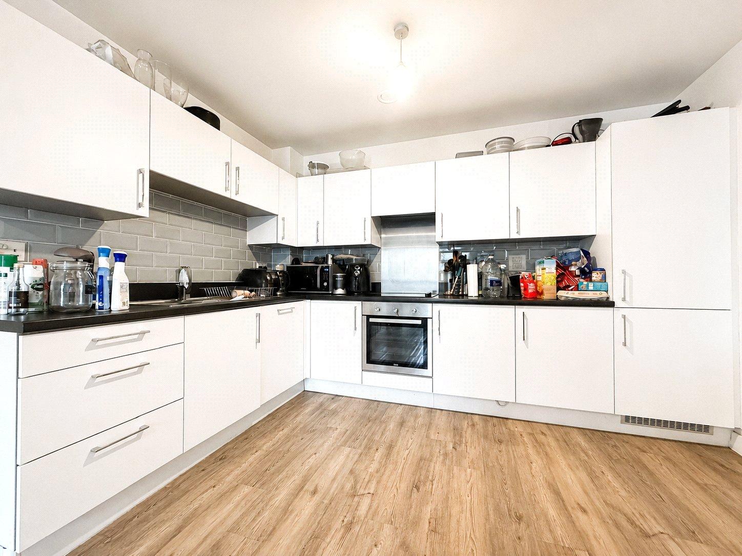 2 bedroom property for sale in London | Robinson Jackson