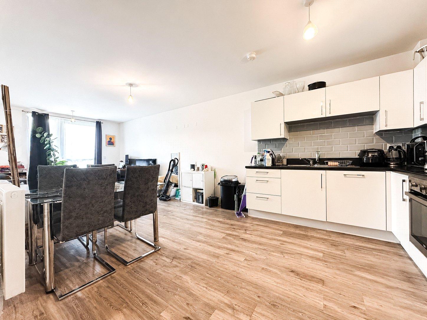 2 bedroom property for sale in London | Robinson Jackson