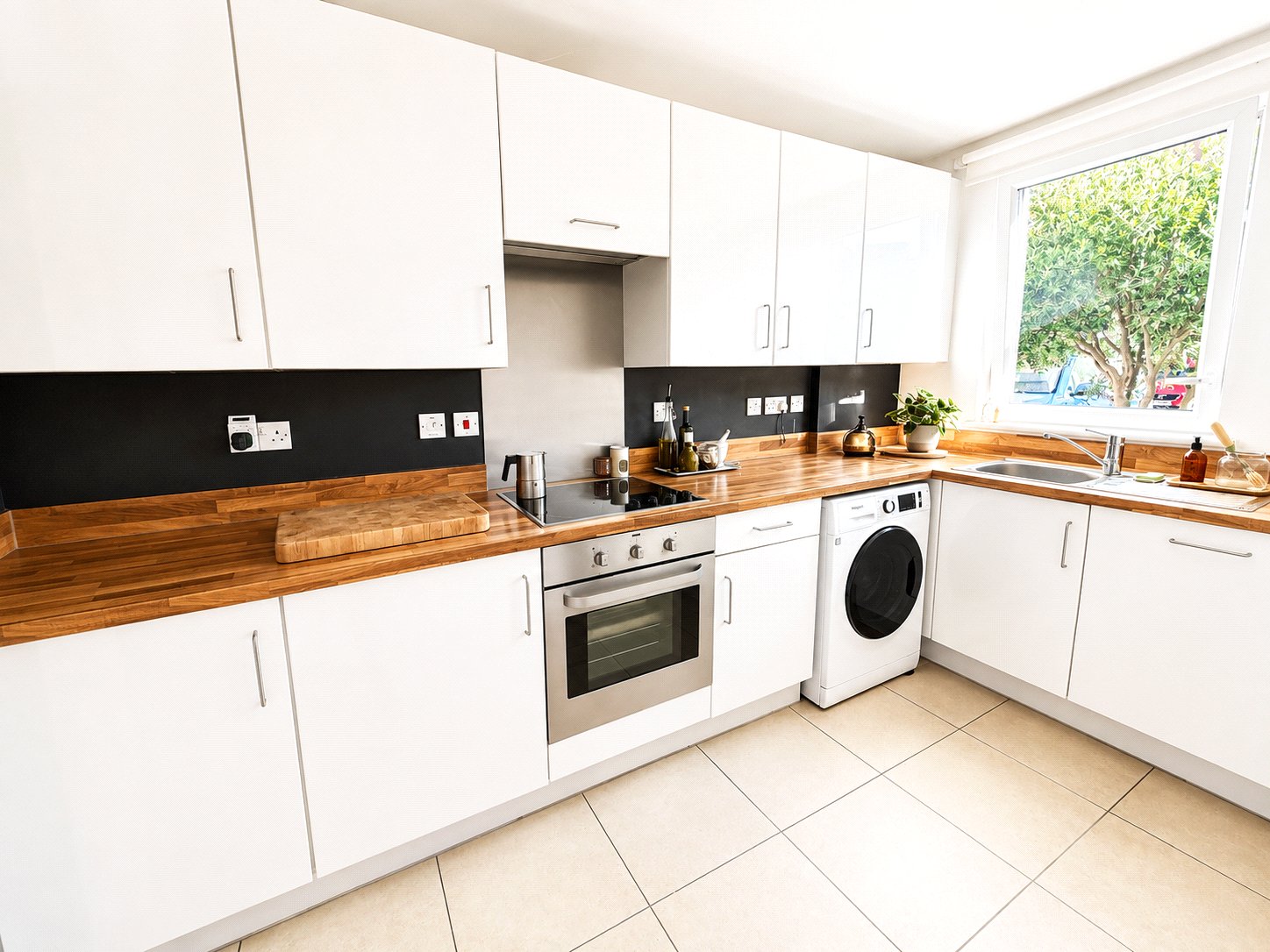 3 bedroom house for sale in London | Robinson Jackson