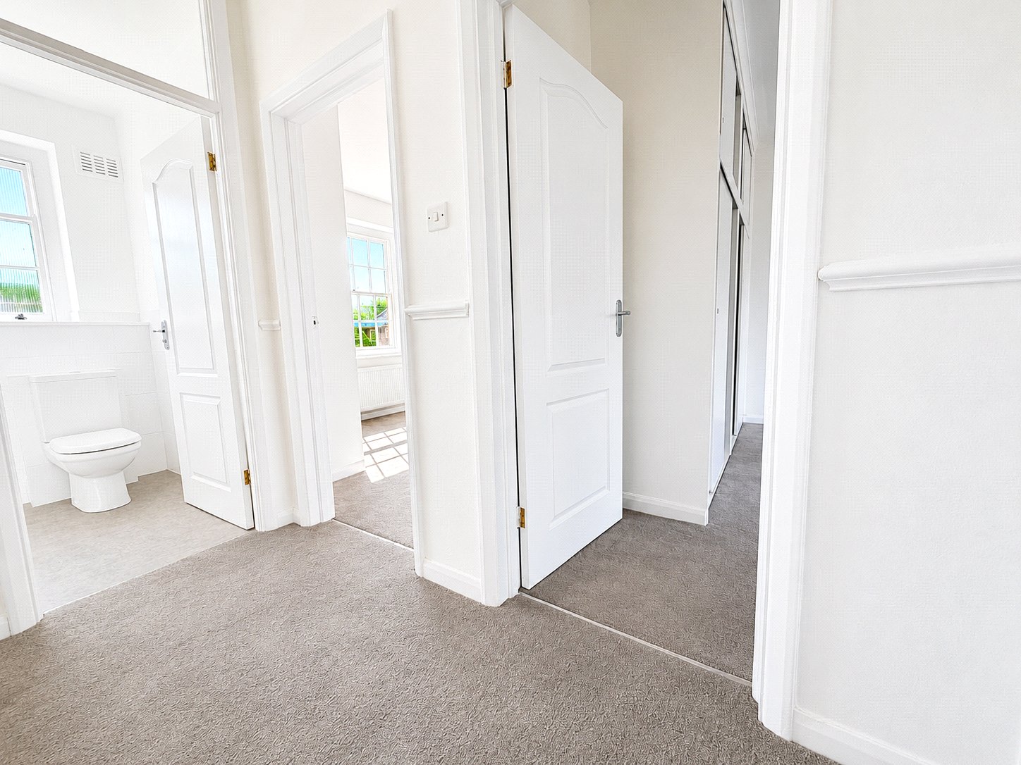 2 bedroom property for sale in London | Robinson Jackson