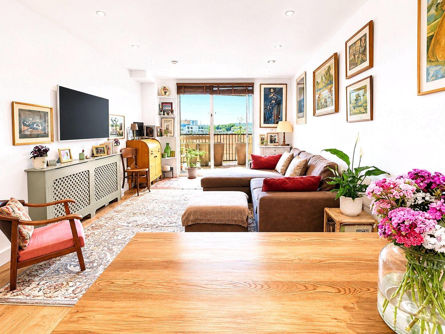 1 bedroom property for sale in London | Robinson Jackson