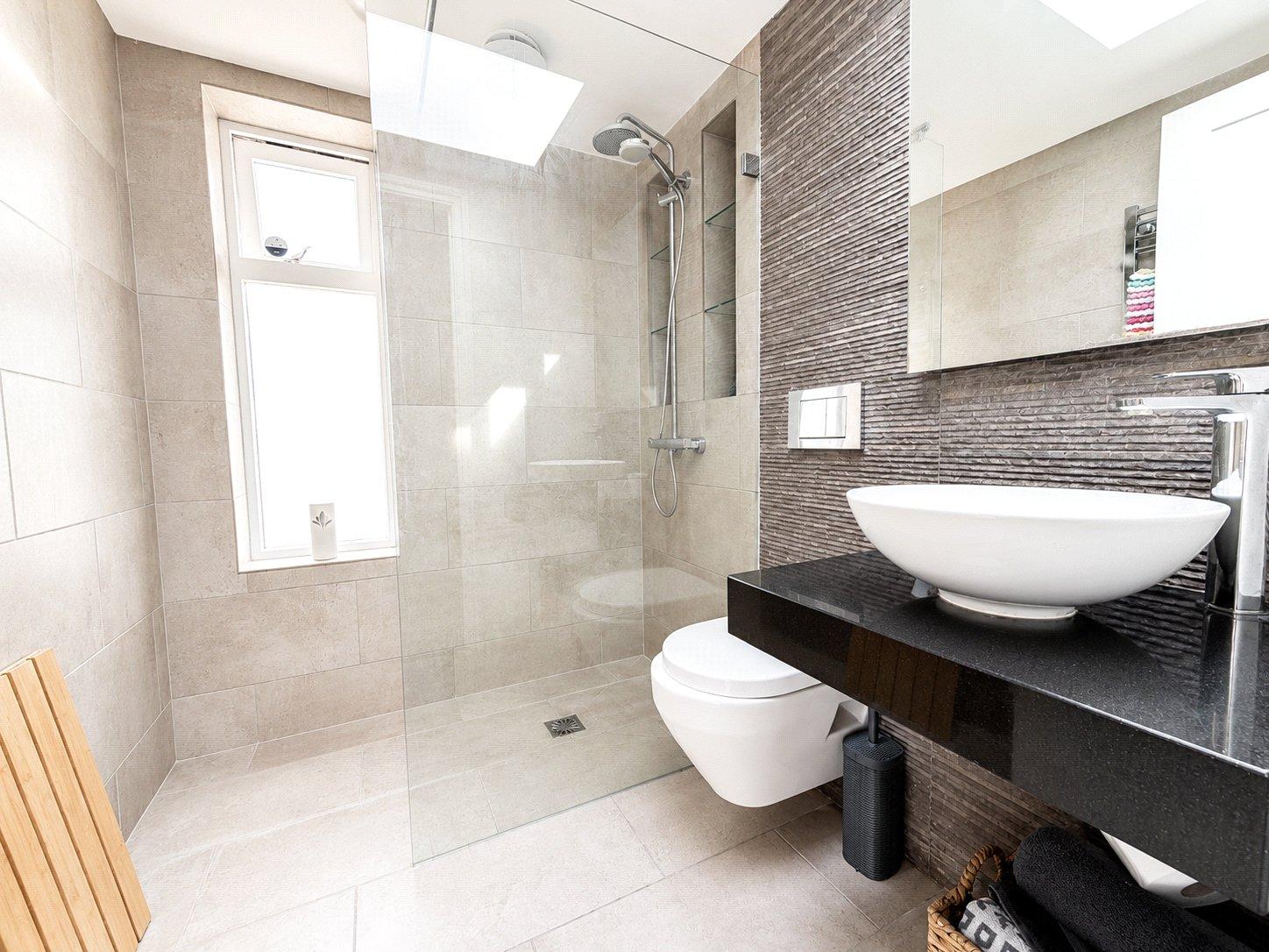 3 bedroom house for sale in London | Robinson Jackson
