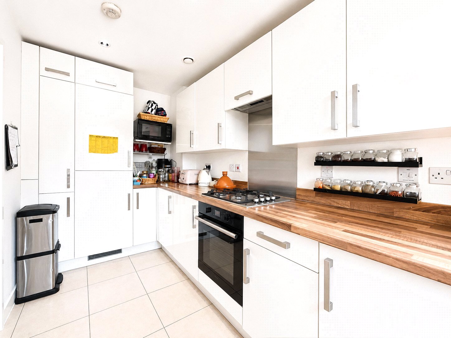 3 bedroom house for sale in London | Robinson Jackson