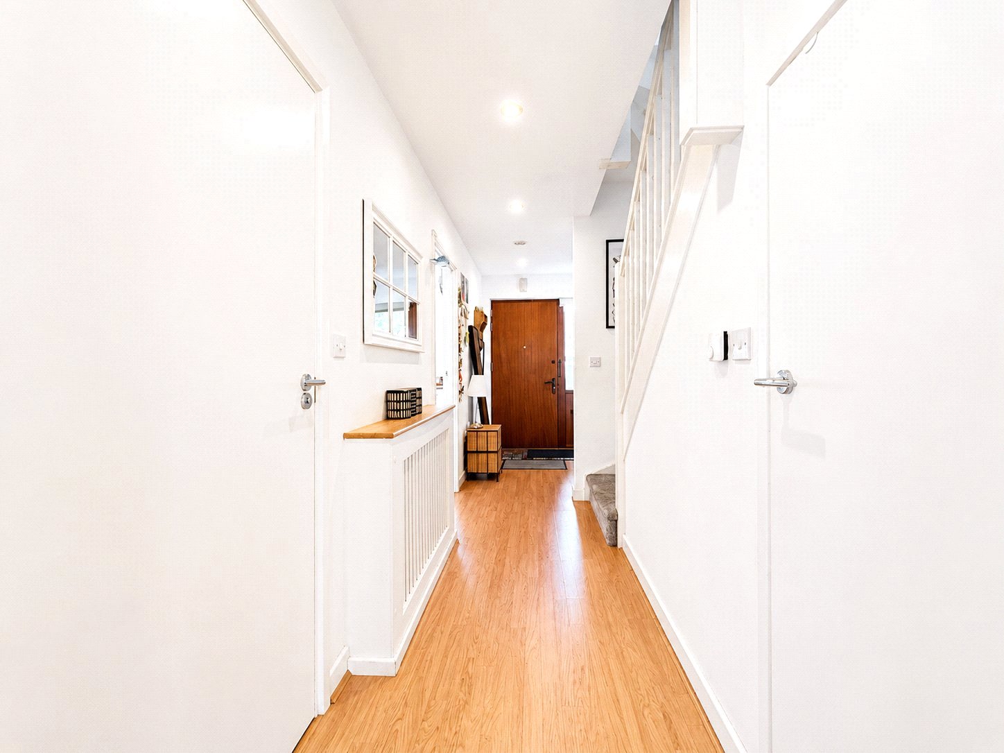 3 bedroom house for sale in London | Robinson Jackson