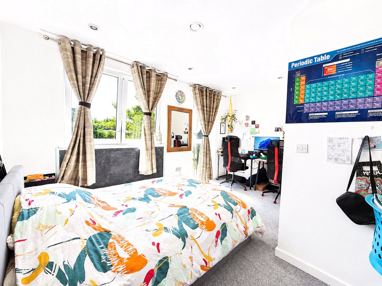 3 bedroom house for sale in London | Robinson Jackson